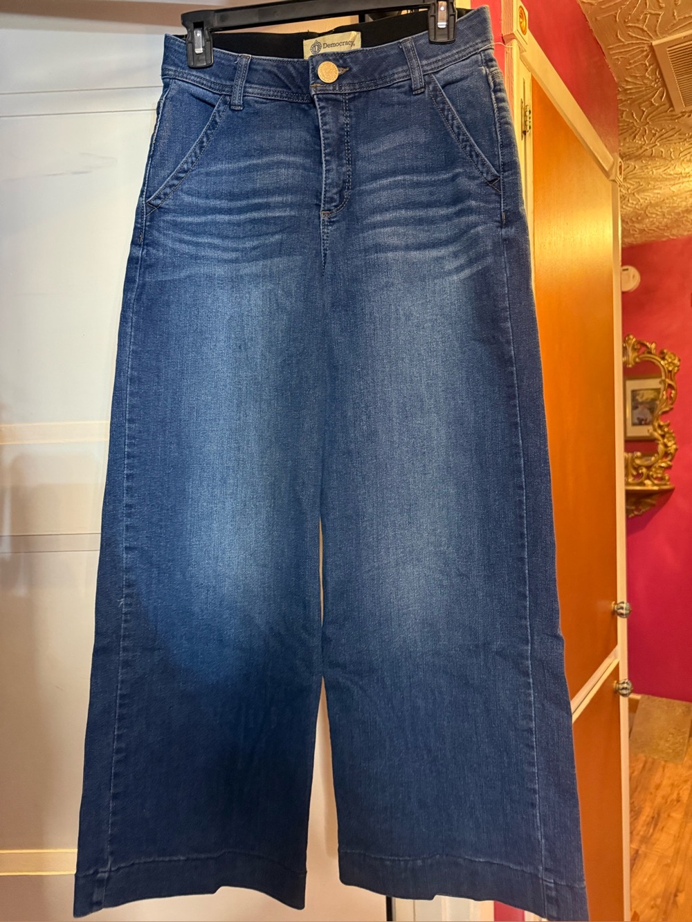 Democracy Wide Leg Dark Blue Women’s Jeans. Brand NEW!